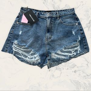 Pretty Little Thing Mid Wash Distressed Short